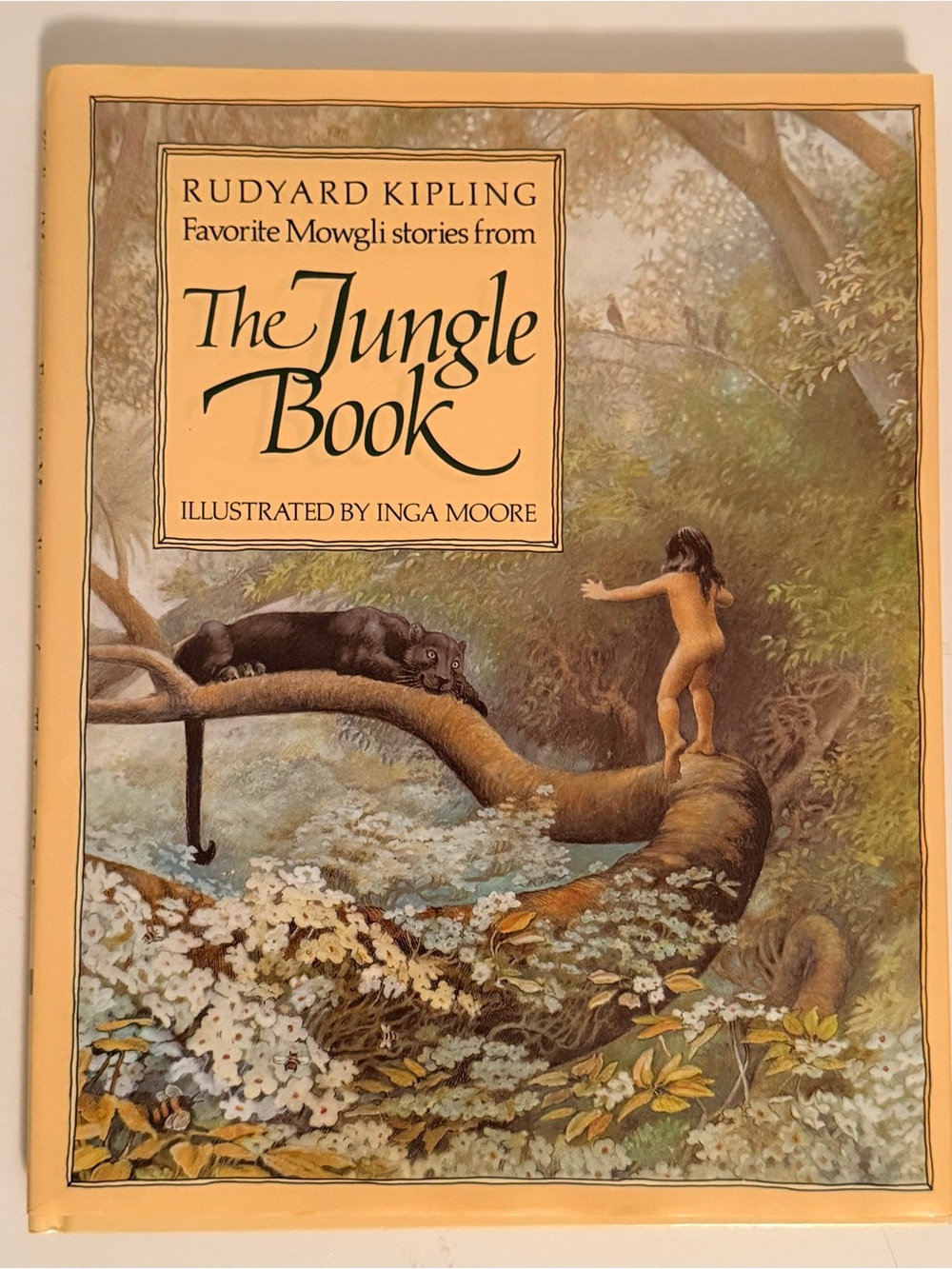 The Jungle Book Illustrated Edition – Cream Cover by Rudyard Kipling